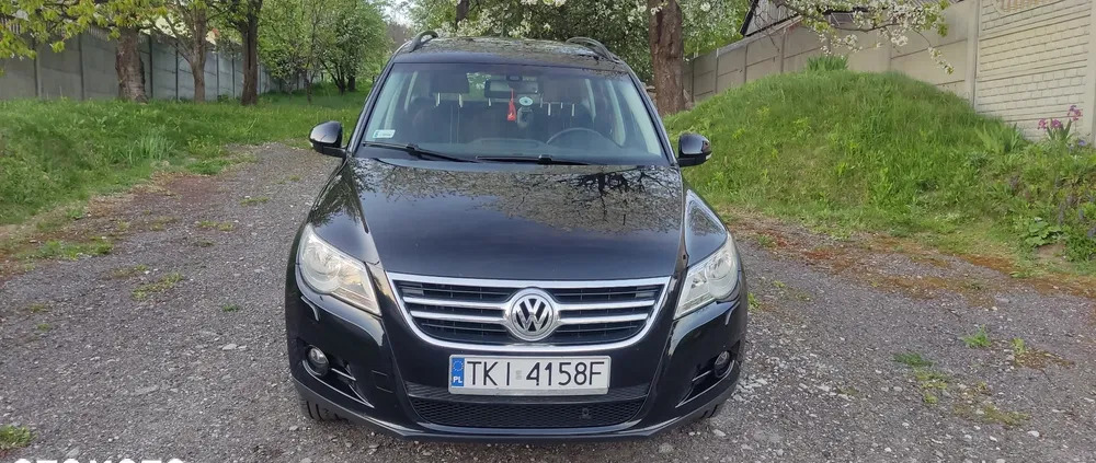 samochody osobowe Volkswagen Tiguan cena 40900 przebieg: 222500, rok produkcji 2011 z Bodzentyn